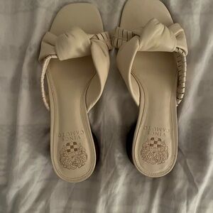 Cream, Vince camuto sandals
